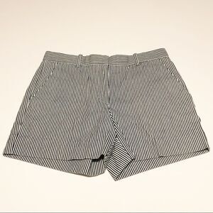 GAP navy blue striped, tailored shorts, size 0R